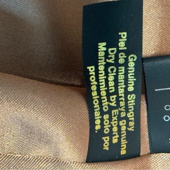 RARE VINTAGE, Stingray Leather & Cross; excellent condition, rarely worn;caramel - Picture 3 of 7